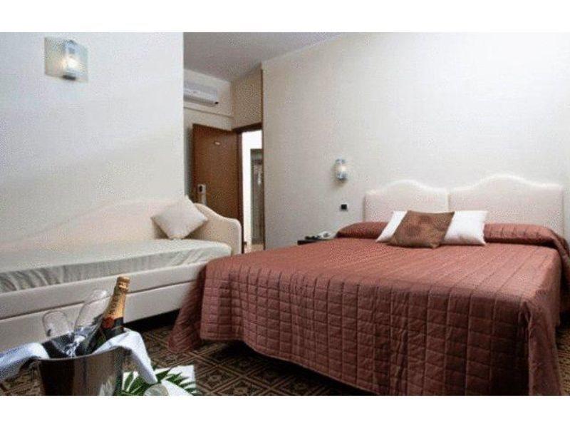 Welcome Hotel